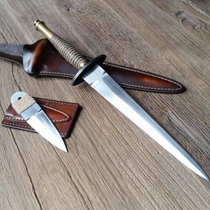 Fighting Knife & Thumb Dagger