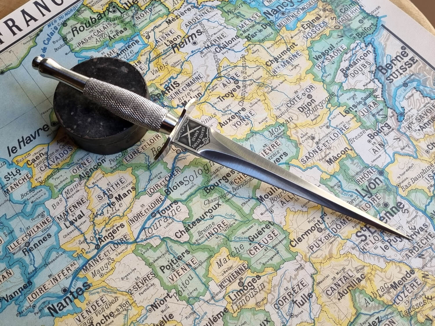 TEK Fairbairn-Sykes X-Dagger – Nickel Plated - Image 8